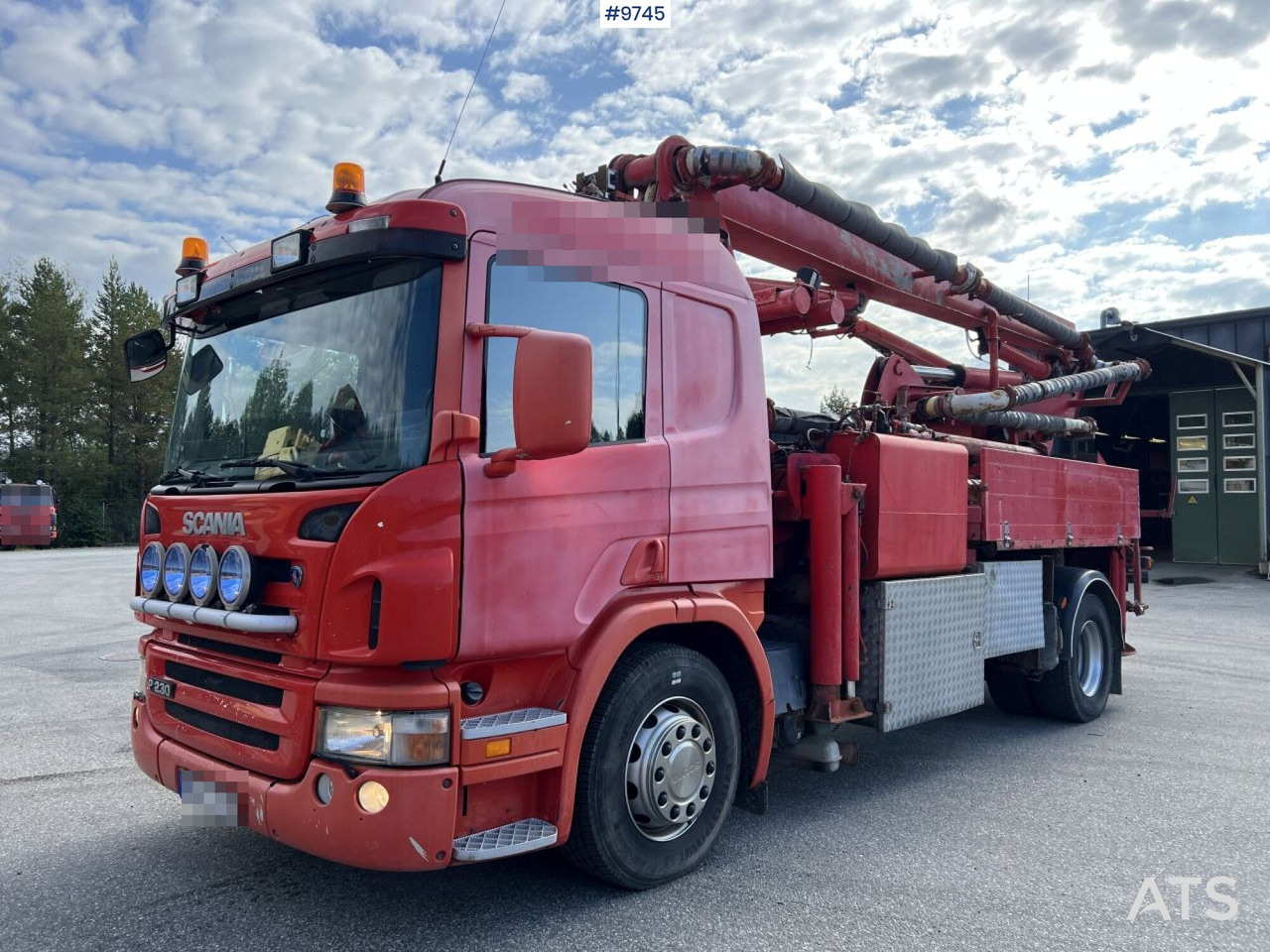 Scania P230 with Concrete pump - Camión bomba de hormigón: foto 1 Scania P230 with Concrete pump - Camión bomba de hormigón: foto 1