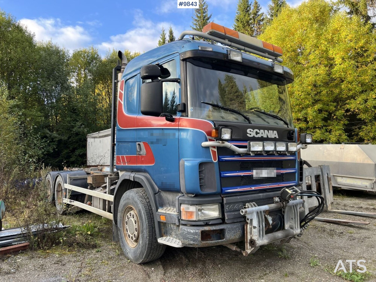 Scania R144 Hook Truck with plow equipment - Camión multibasculante: foto 2 Scania R144 Hook Truck with plow equipment - Camión multibasculante: foto 2