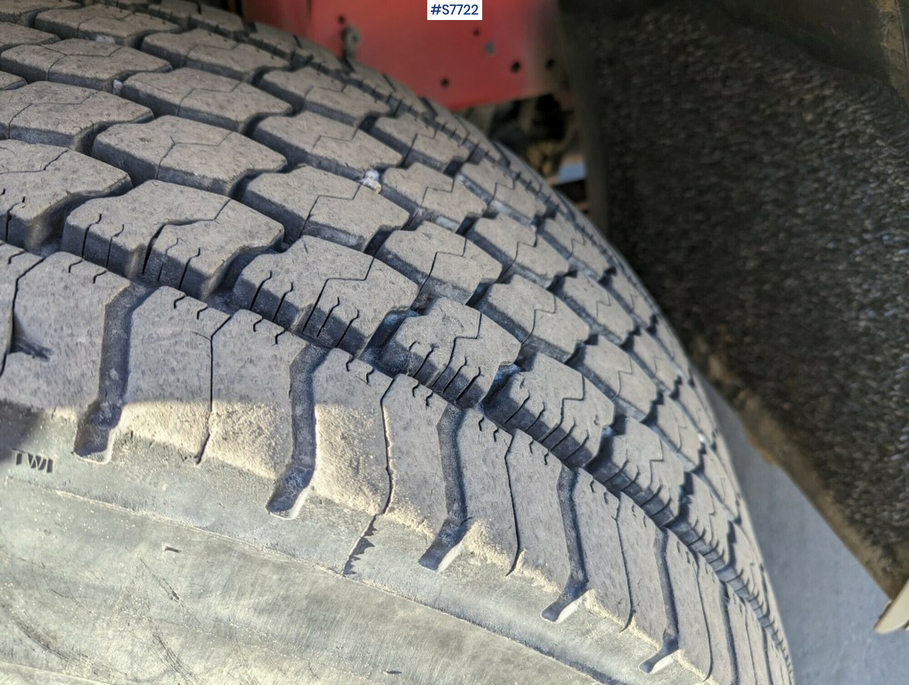 Tipper Truck DAF FAT XF530Z - Camión volquete: foto 5 Tipper Truck DAF FAT XF530Z - Camión volquete: foto 5