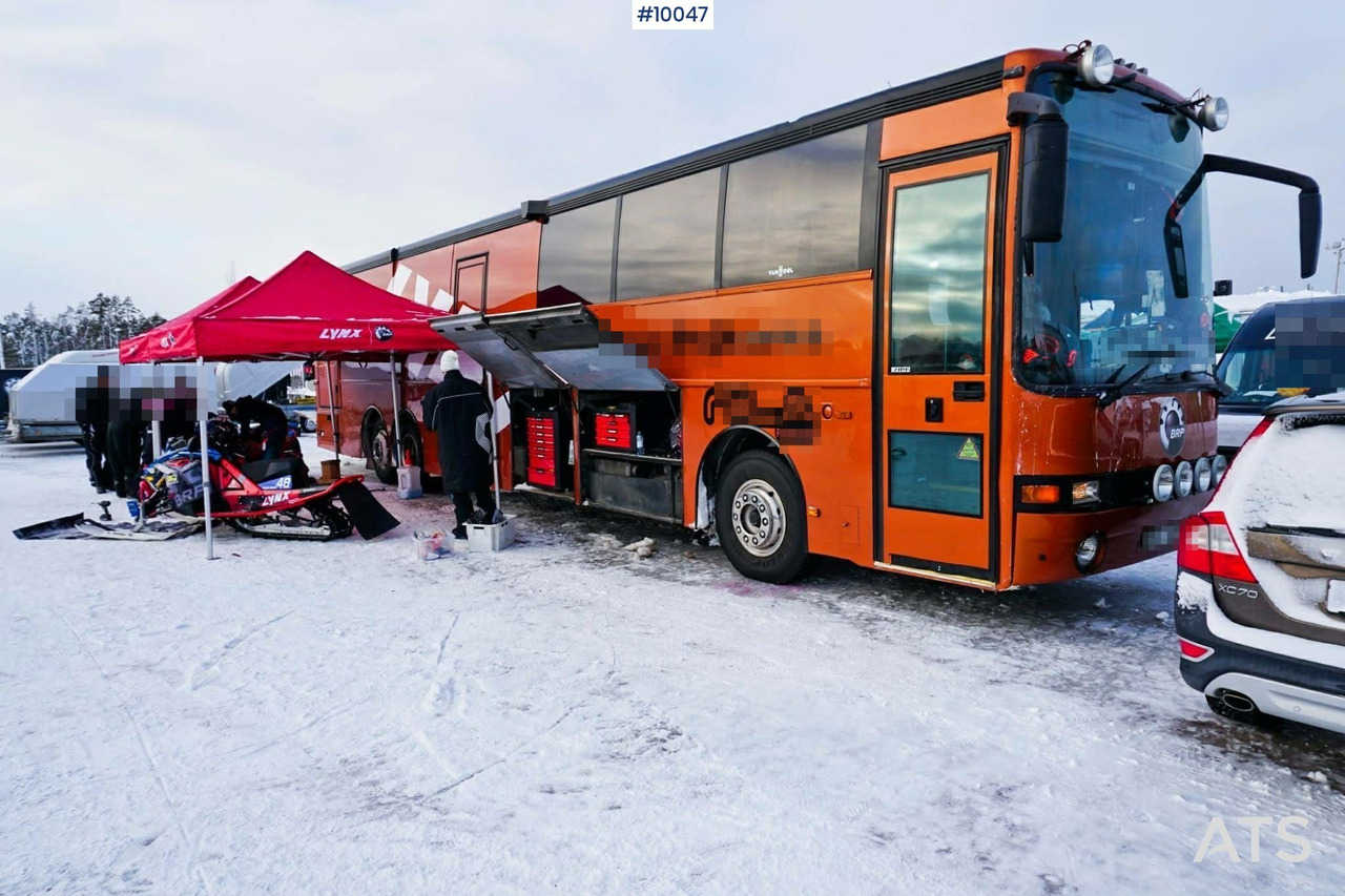 VOLVO B10M-70B Motorhome / Snowmobile bus with rear lift - Cámper: foto 1 VOLVO B10M-70B Motorhome / Snowmobile bus with rear lift - Cámper: foto 1