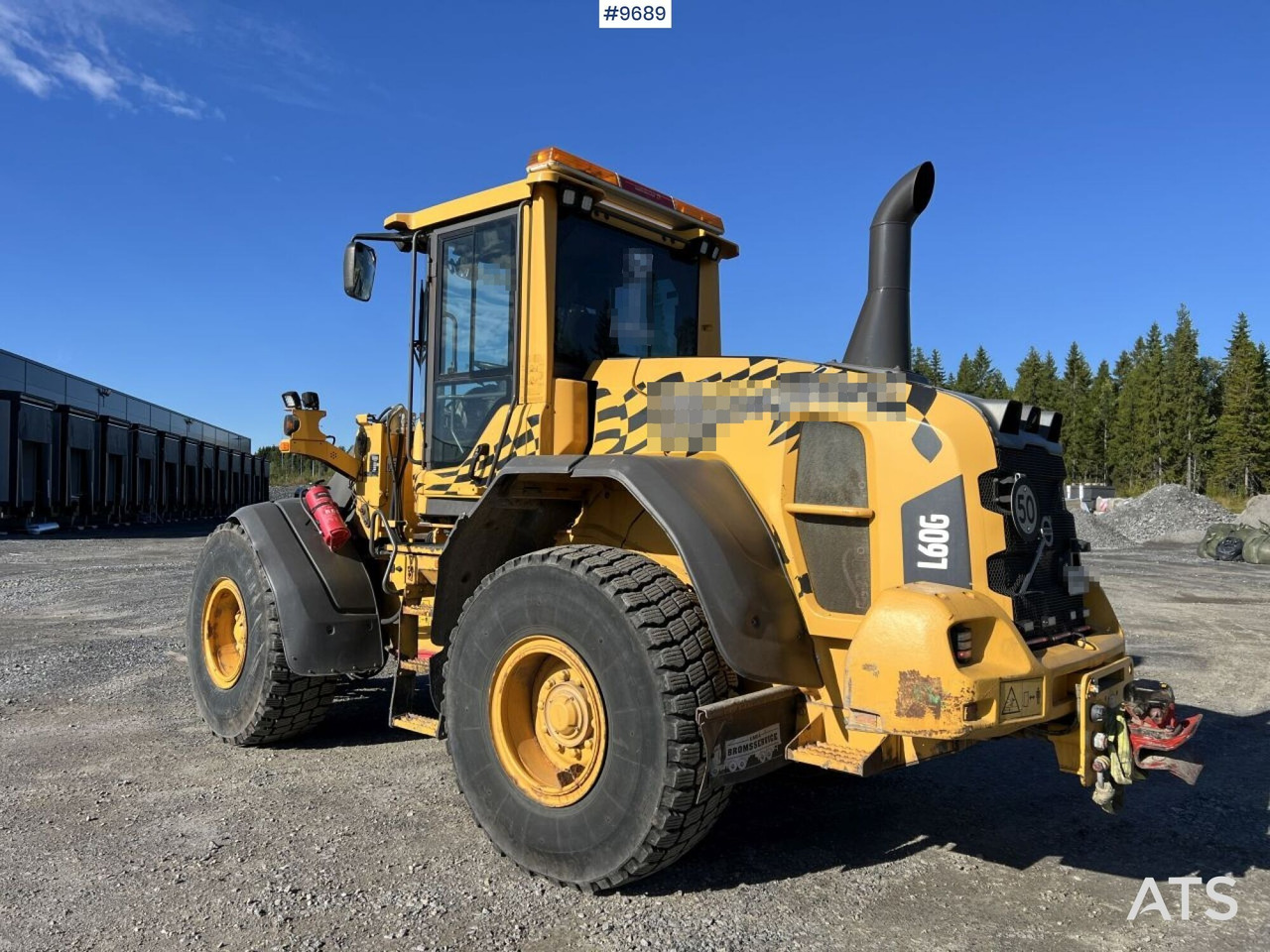 VOLVO L60G Wheel loader with multi-bucket - Cargadora de ruedas: foto 4 VOLVO L60G Wheel loader with multi-bucket - Cargadora de ruedas: foto 4