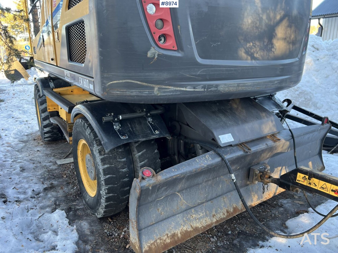 Excavadora de ruedas Volvo EW 160 D with Digging System, Tipper and Attachments: foto 17