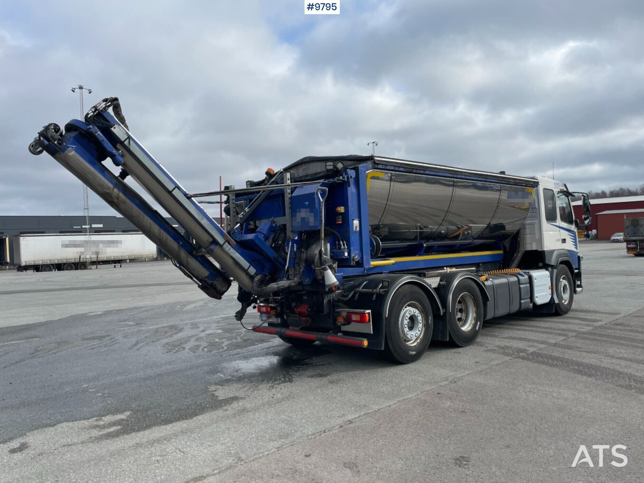 Volvo FM 370 6X2 Spreader truck - Camión volquete: foto 5 Volvo FM 370 6X2 Spreader truck - Camión volquete: foto 5