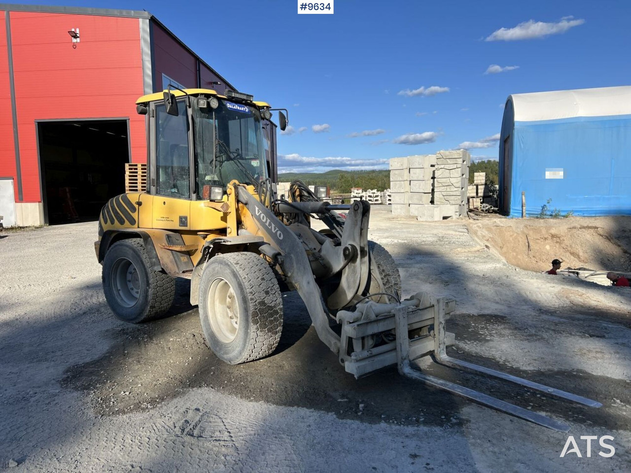 Cargadora de ruedas Volvo L30Z Wheel loader with multiple attachments: foto 9