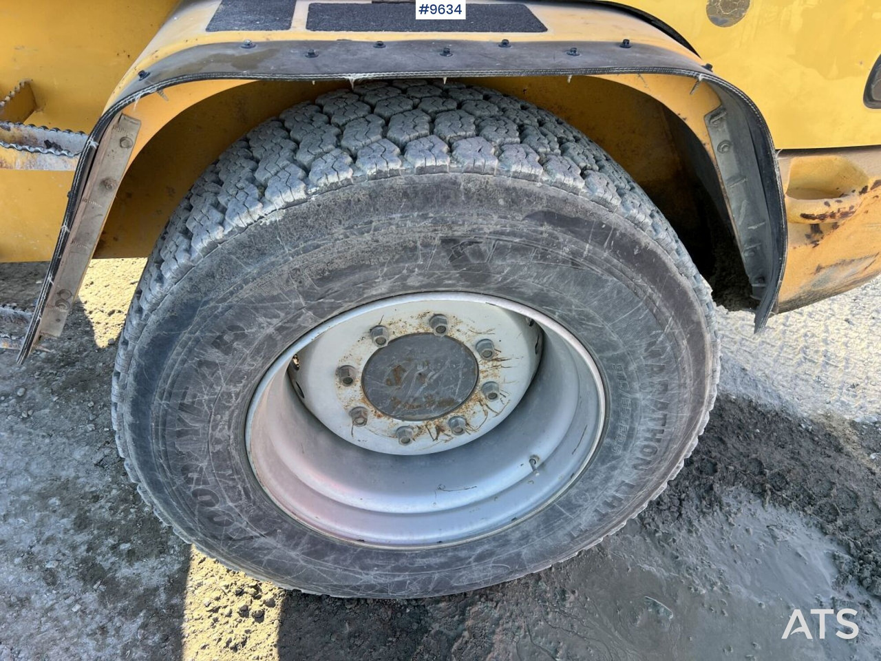 Cargadora de ruedas Volvo L30Z Wheel loader with multiple attachments: foto 16