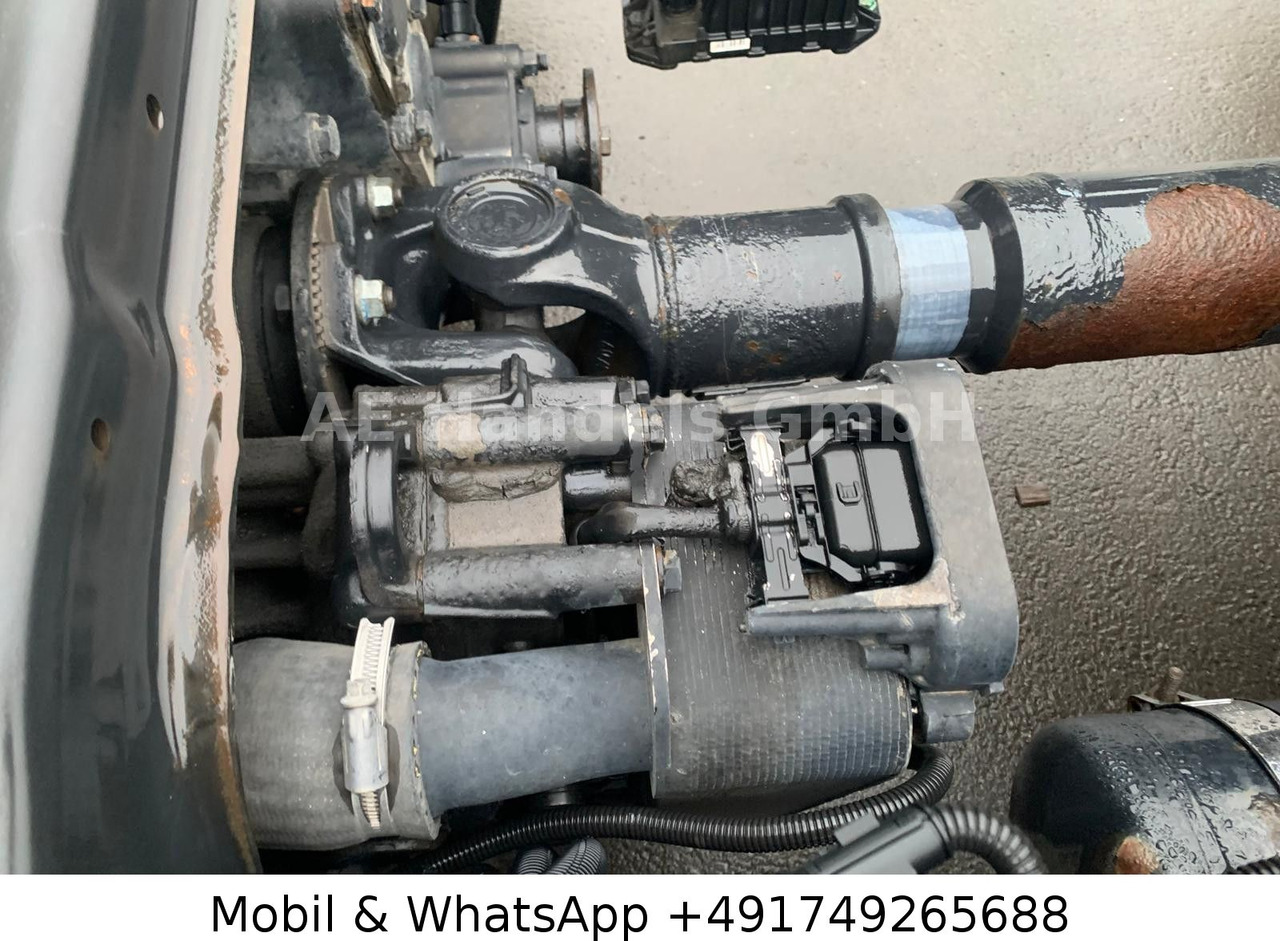 Cabeza tractora MAN TGX 18.440 ADR XLX BL *Retarder/ACC/Standklima: foto 12 Cabeza tractora MAN TGX 18.440 ADR XLX BL *Retarder/ACC/Standklima: foto 12