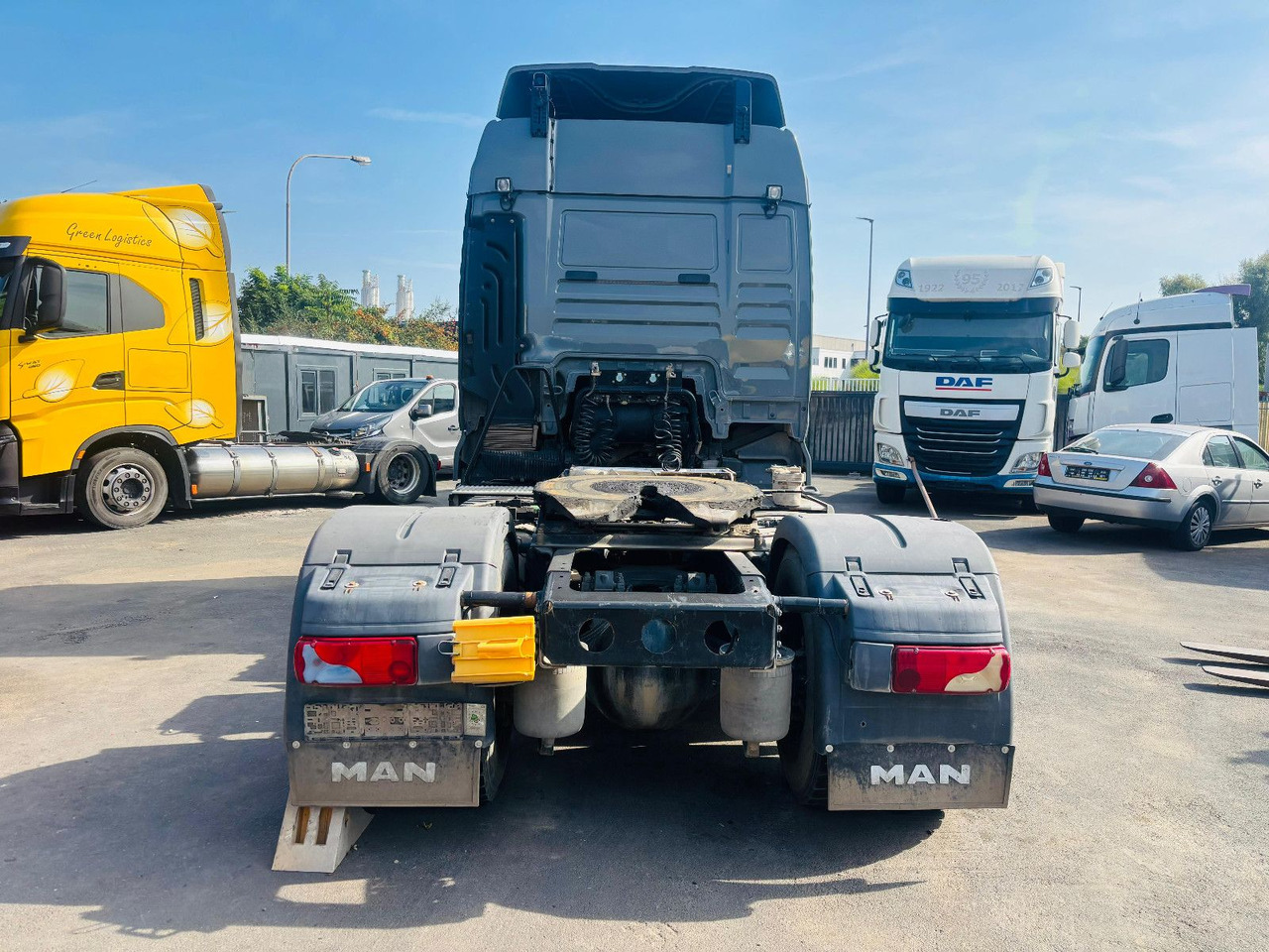 MAN TGX 18.500 XLX BL HydroDrive 4x4 *Pritarder/Hydr - Cabeza tractora: foto 4 MAN TGX 18.500 XLX BL HydroDrive 4x4 *Pritarder/Hydr - Cabeza tractora: foto 4