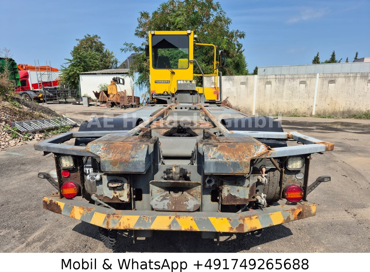 Terberg BC 182 4x2 Rangierfahrzeug *Klima - Camión: foto 4 Terberg BC 182 4x2 Rangierfahrzeug *Klima - Camión: foto 4