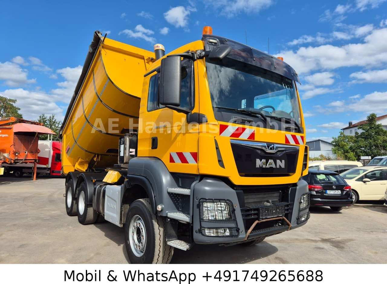 MAN TGS 26.510 6x4 Langendorf*Retarder/14m³/Fertiger - Camión portacontenedor de cadenas: foto 1 MAN TGS 26.510 6x4 Langendorf*Retarder/14m³/Fertiger - Camión portacontenedor de cadenas: foto 1