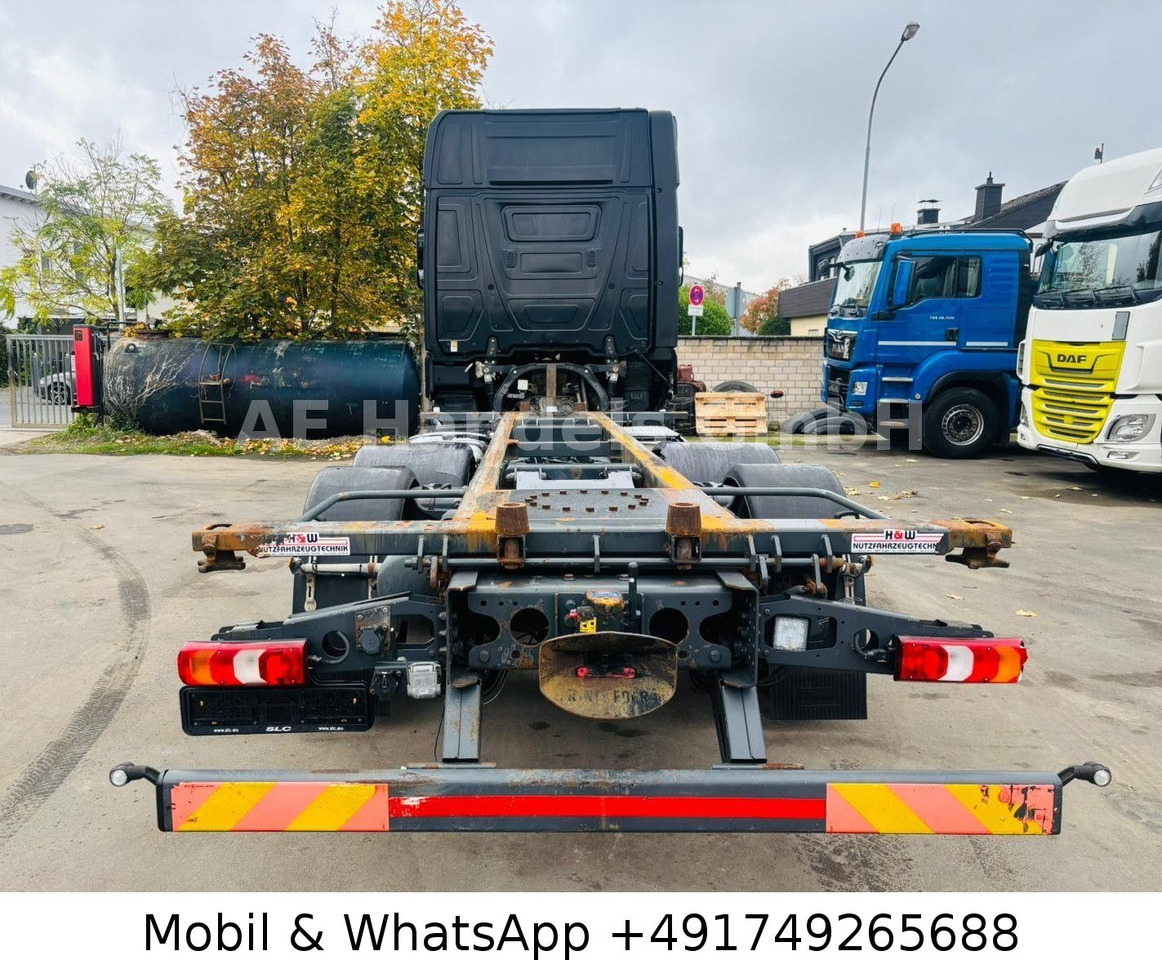 Mercedes-Benz Actros 2542 GigaSpace LL BDF*Retarder/Multi/Lift - Camión portacontenedore/ Intercambiable: foto 4 Mercedes-Benz Actros 2542 GigaSpace LL BDF*Retarder/Multi/Lift - Camión portacontenedore/ Intercambiable: foto 4