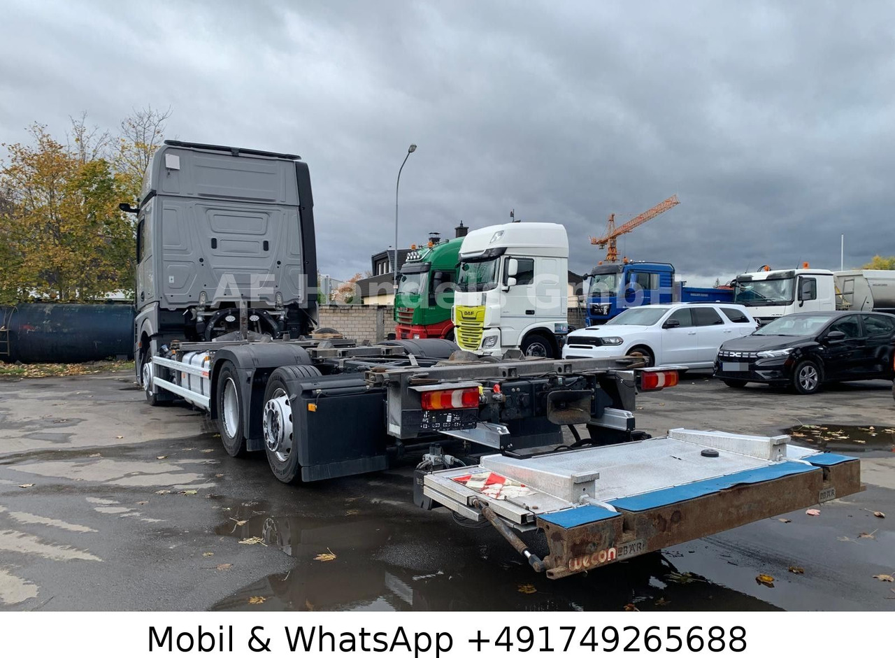 Mercedes-Benz Actros V 2545 BigSpace LL*Retarder/LBW/Lenk+Lift - Camión portacontenedore/ Intercambiable: foto 4 Mercedes-Benz Actros V 2545 BigSpace LL*Retarder/LBW/Lenk+Lift - Camión portacontenedore/ Intercambiable: foto 4