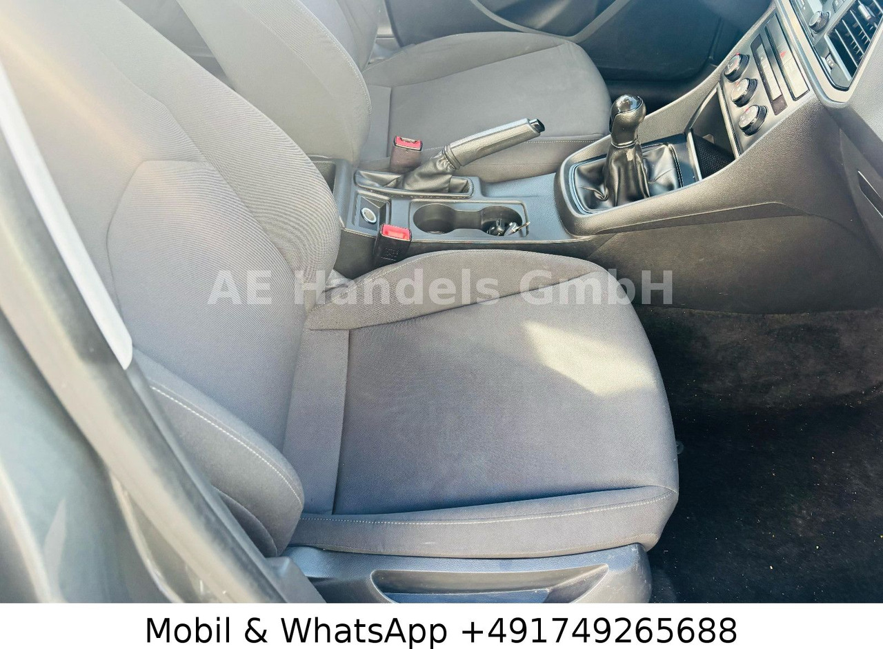 Berlina Seat Leon Reference 1.2 TSI *Klima / Motor-läuft!!!: foto 16 Berlina Seat Leon Reference 1.2 TSI *Klima / Motor-läuft!!!: foto 16