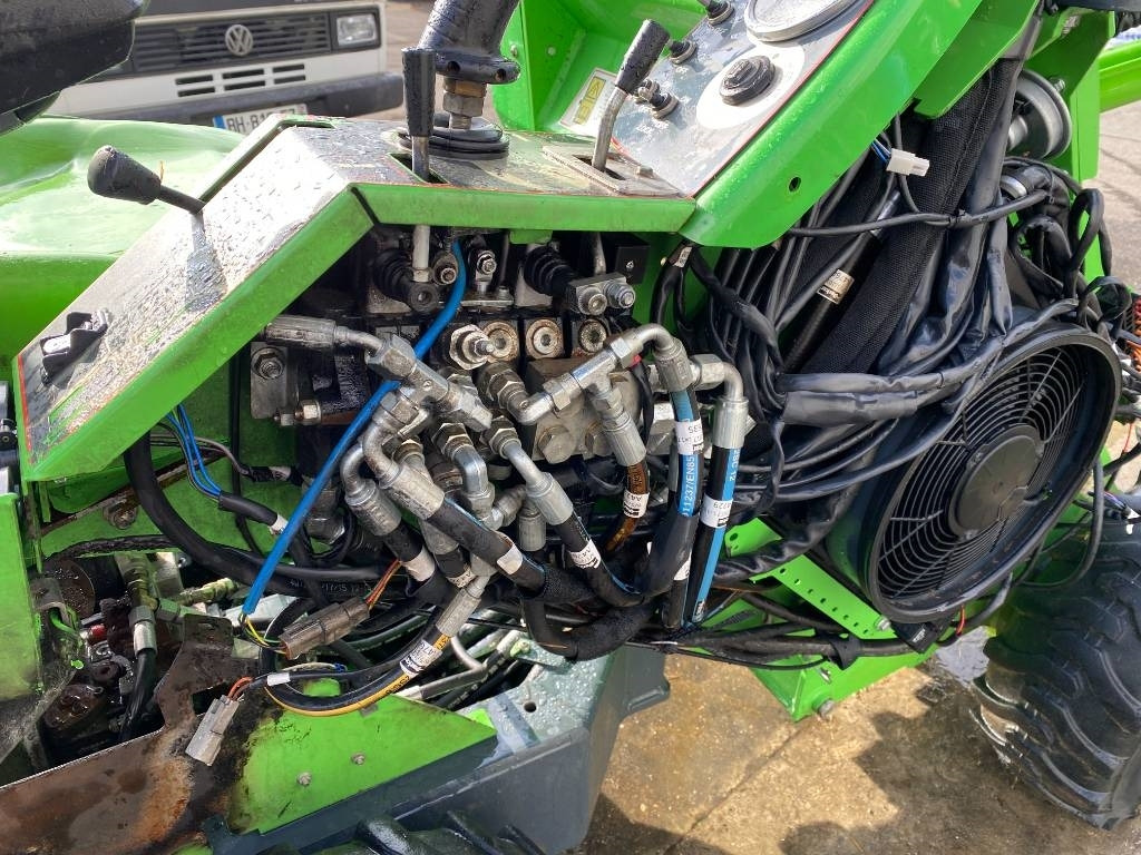 Cargadora articulada Avant M 528 EIPTT /Certificat CE endommagée: foto 15 Cargadora articulada Avant M 528 EIPTT /Certificat CE endommagée: foto 15