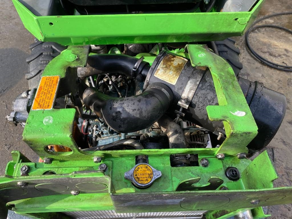 Cargadora articulada Avant M 528 EIPTT /Certificat CE endommagée: foto 13 Cargadora articulada Avant M 528 EIPTT /Certificat CE endommagée: foto 13