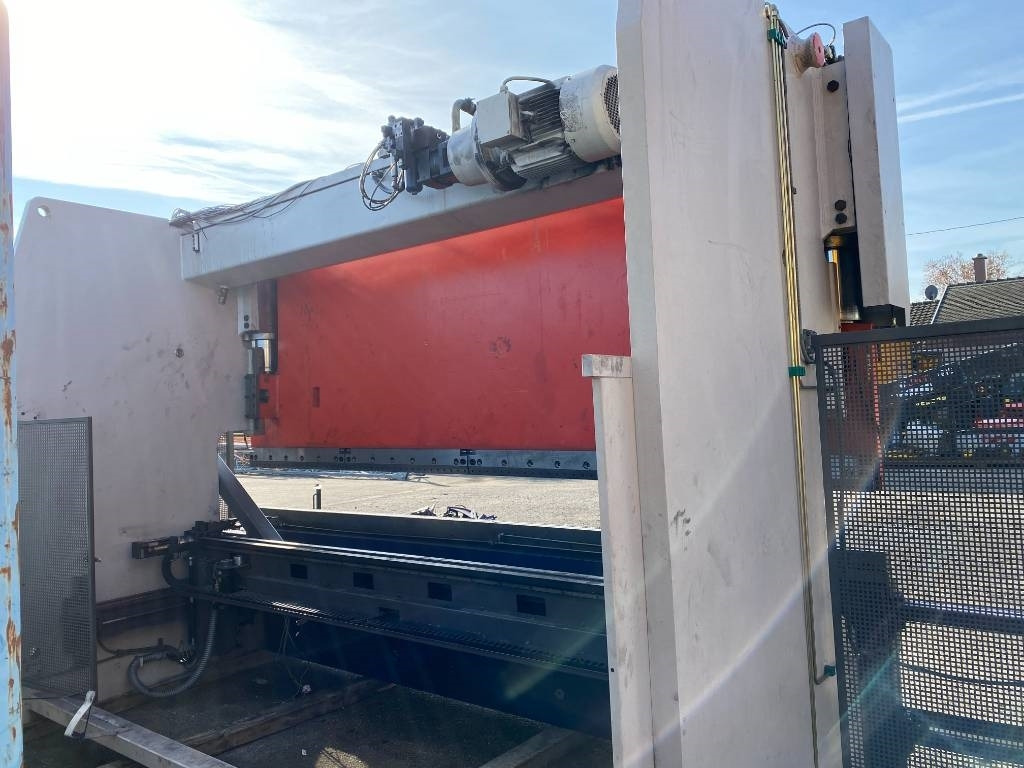 BEYELER Presse/Plieuse PR6 2000KNx4100MM endommagé - Prensa plegadora: foto 3 BEYELER Presse/Plieuse PR6 2000KNx4100MM endommagé - Prensa plegadora: foto 3