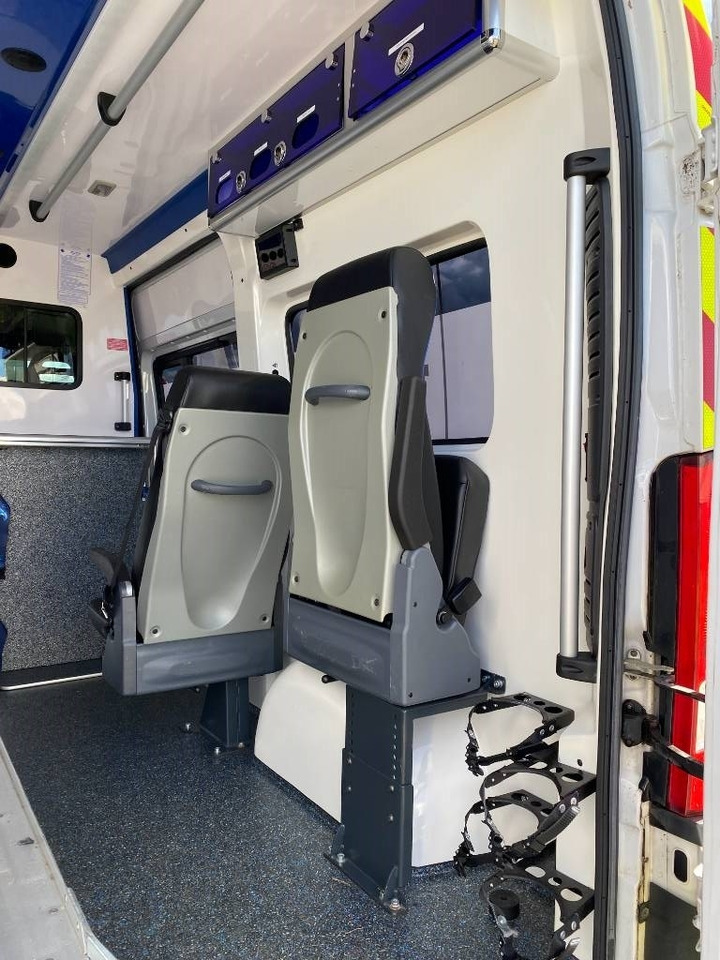 Furgoneta caja cerrada Fiat LES DAUPHINS/DUCATO TORINO 2.3M-Jet 160 endommagée: foto 37