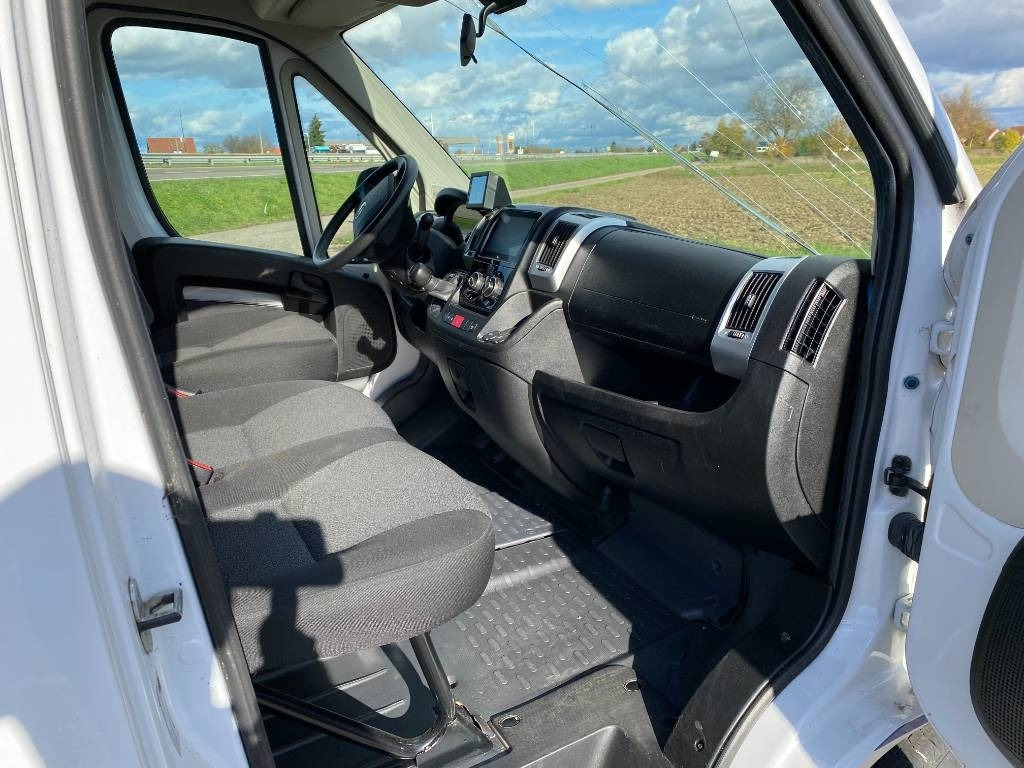 Furgoneta caja cerrada Fiat LES DAUPHINS/DUCATO TORINO 2.3M-Jet 160 endommagée: foto 33