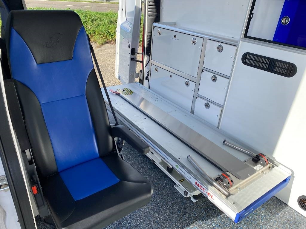 Furgoneta caja cerrada Fiat LES DAUPHINS/DUCATO TORINO 2.3M-Jet 160 endommagée: foto 32