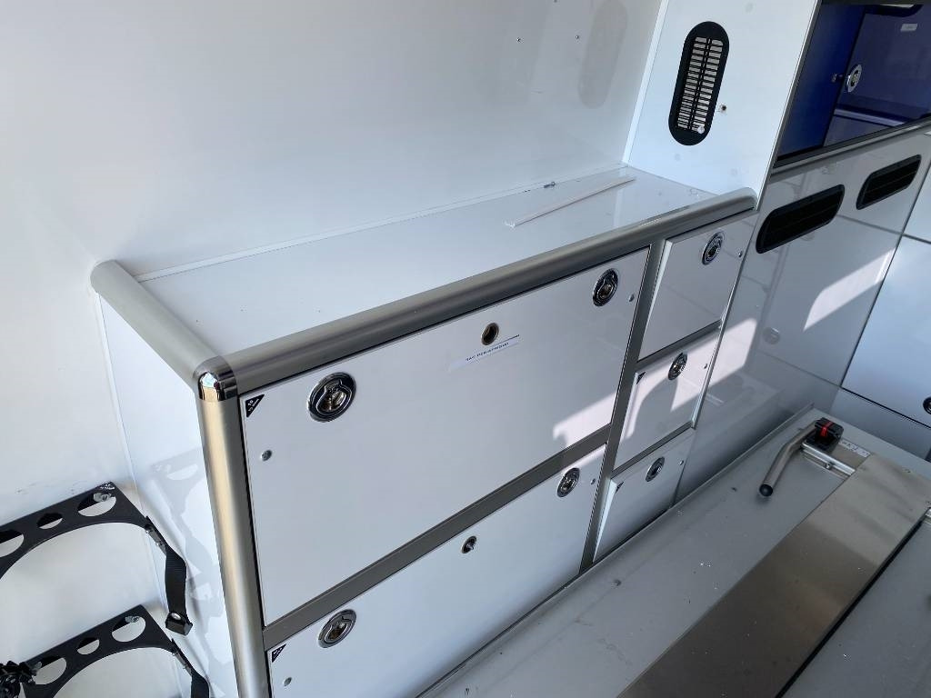 Furgoneta caja cerrada Fiat LES DAUPHINS/DUCATO TORINO 2.3M-Jet 160 endommagée: foto 19