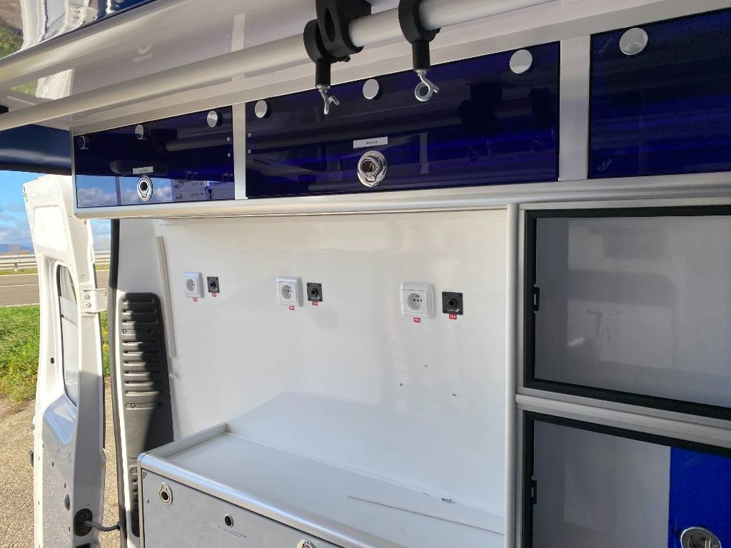 Furgoneta caja cerrada Fiat LES DAUPHINS/DUCATO TORINO 2.3M-Jet 160 endommagée: foto 25