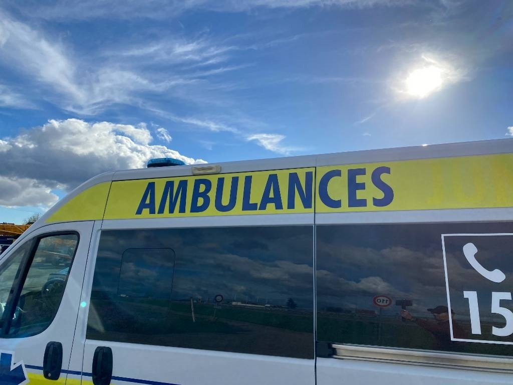 Furgoneta caja cerrada Fiat LES DAUPHINS/DUCATO TORINO 2.3M-Jet 160 endommagée: foto 44