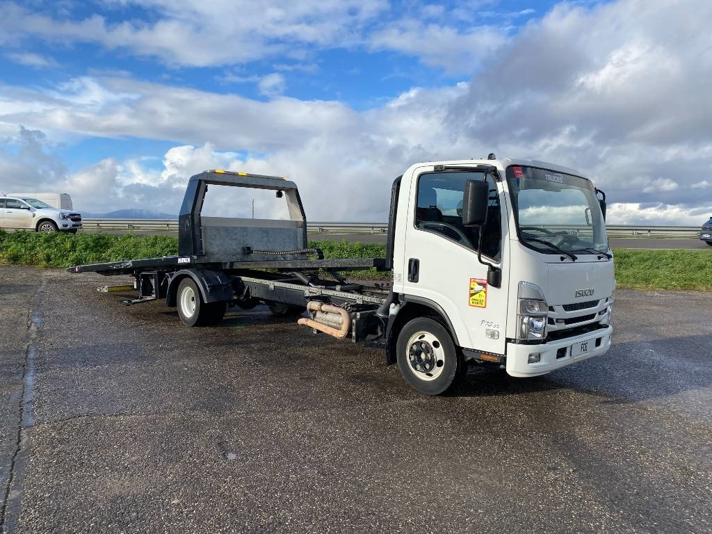 Isuzu P75-S2/MONZA 1er Main Carte grise Française - Grua de remolque autos: foto 5 Isuzu P75-S2/MONZA 1er Main Carte grise Française - Grua de remolque autos: foto 5