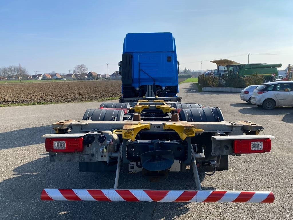 Iveco STRALIS 460NP LNG RETARDER - Camión portacontenedore/ Intercambiable: foto 5 Iveco STRALIS 460NP LNG RETARDER - Camión portacontenedore/ Intercambiable: foto 5