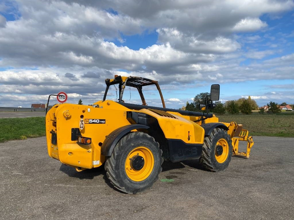 JCB 540-140 -1er Main endommagé - Manipulador telescópico: foto 4 JCB 540-140 -1er Main endommagé - Manipulador telescópico: foto 4