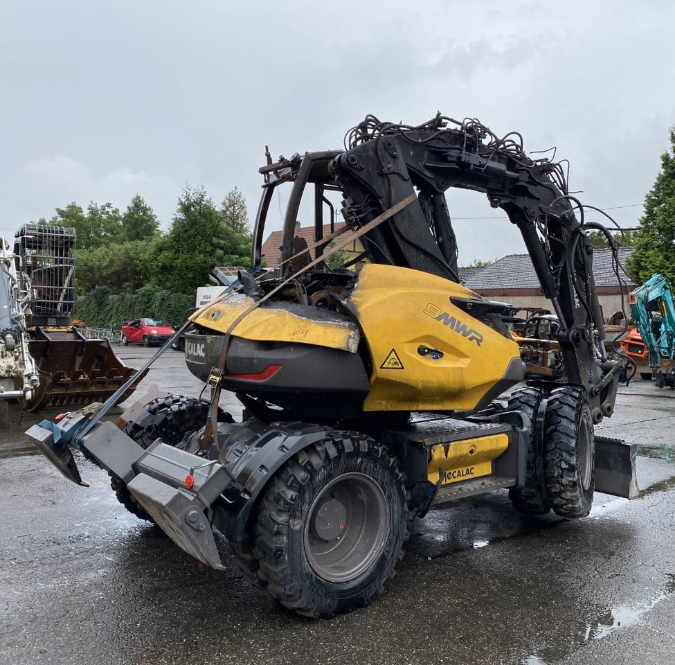 Mecalac 9 MWR / 1er Main Origine Française endommagée - Excavadora de ruedas: foto 2 Mecalac 9 MWR / 1er Main Origine Française endommagée - Excavadora de ruedas: foto 2