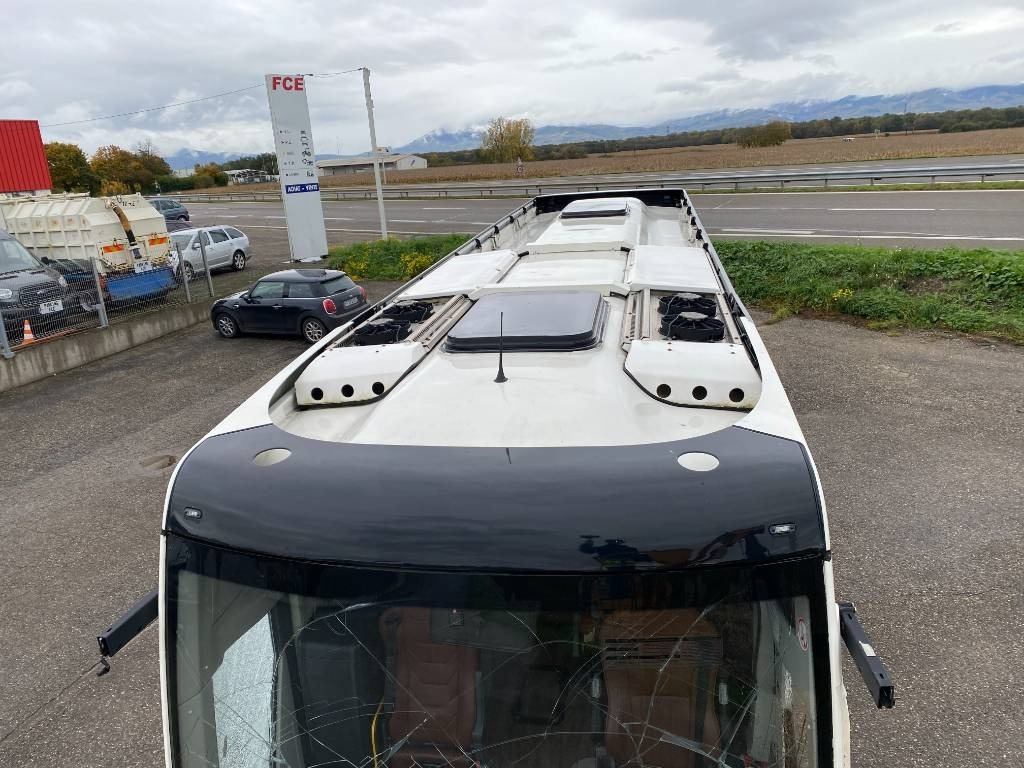 Autobús suburbano Otokar ULYSO-T Cummins e6/316Ps endommagé: foto 16 Autobús suburbano Otokar ULYSO-T Cummins e6/316Ps endommagé: foto 16