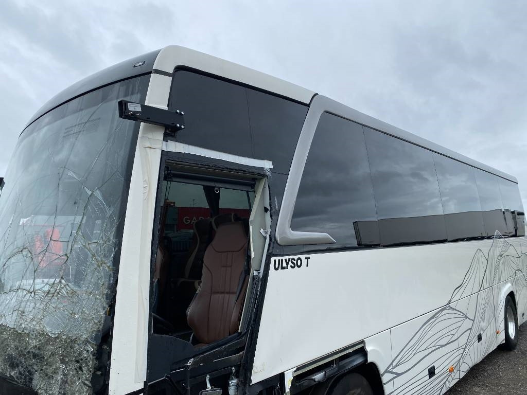 Autobús suburbano Otokar ULYSO-T Cummins e6/316Ps endommagé: foto 30 Autobús suburbano Otokar ULYSO-T Cummins e6/316Ps endommagé: foto 30