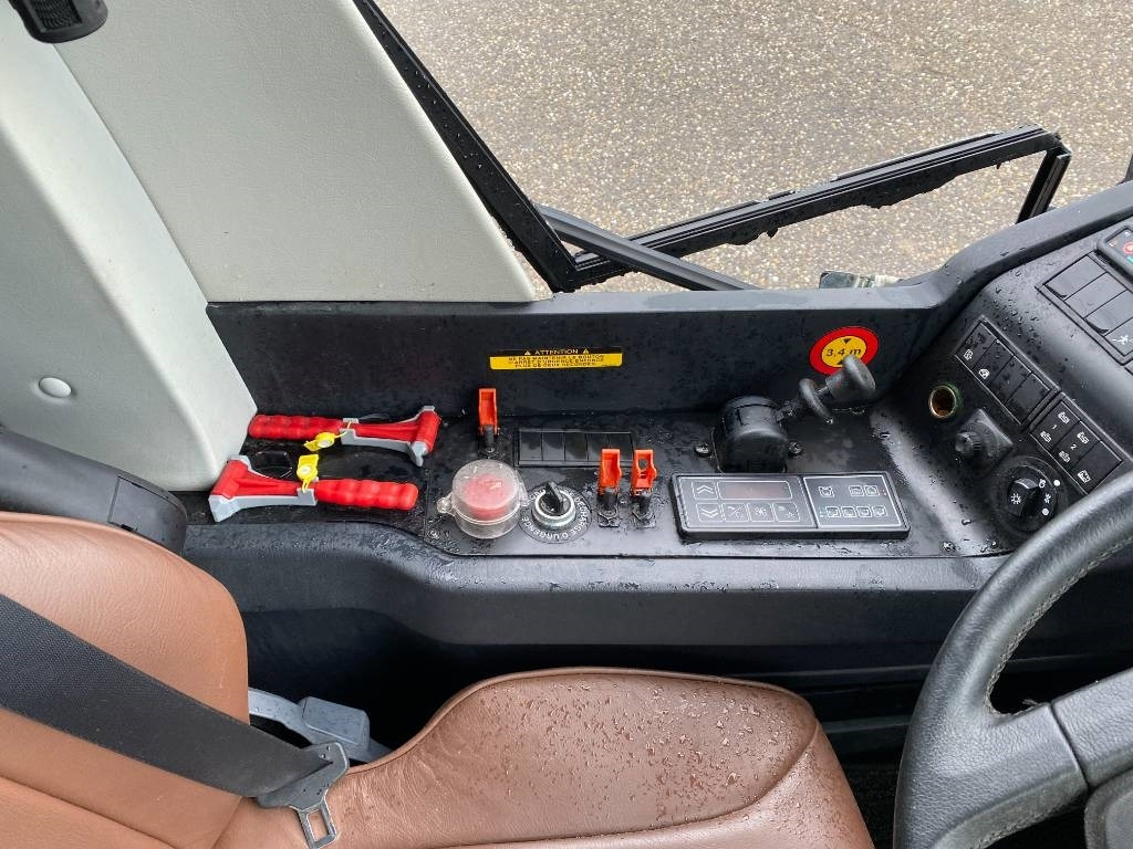 Autobús suburbano Otokar ULYSO-T Cummins e6/316Ps endommagé: foto 50 Autobús suburbano Otokar ULYSO-T Cummins e6/316Ps endommagé: foto 50