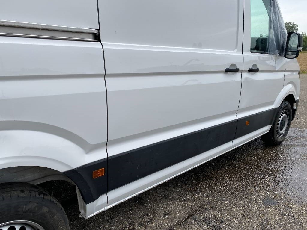 Furgoneta caja cerrada Volkswagen CRAFTER 2.0 TDI 140 L2H3 / 1er Main endommagée: foto 49