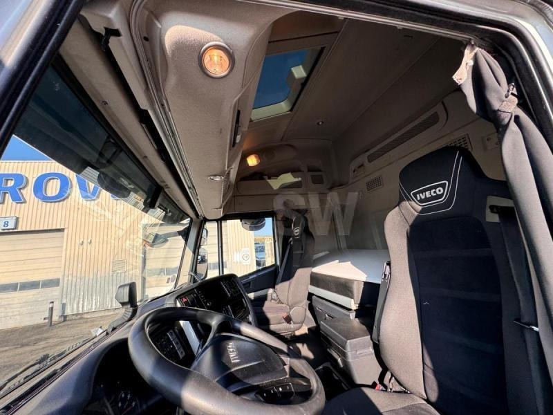 Cabeza tractora Iveco STRALIS 460 MIX LNG/CNG: foto 9