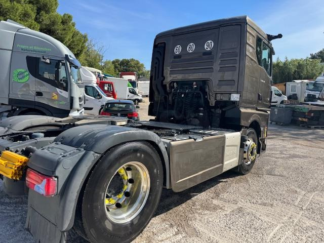 MAN TGX 18-520 - Cabeza tractora: foto 5 MAN TGX 18-520 - Cabeza tractora: foto 5