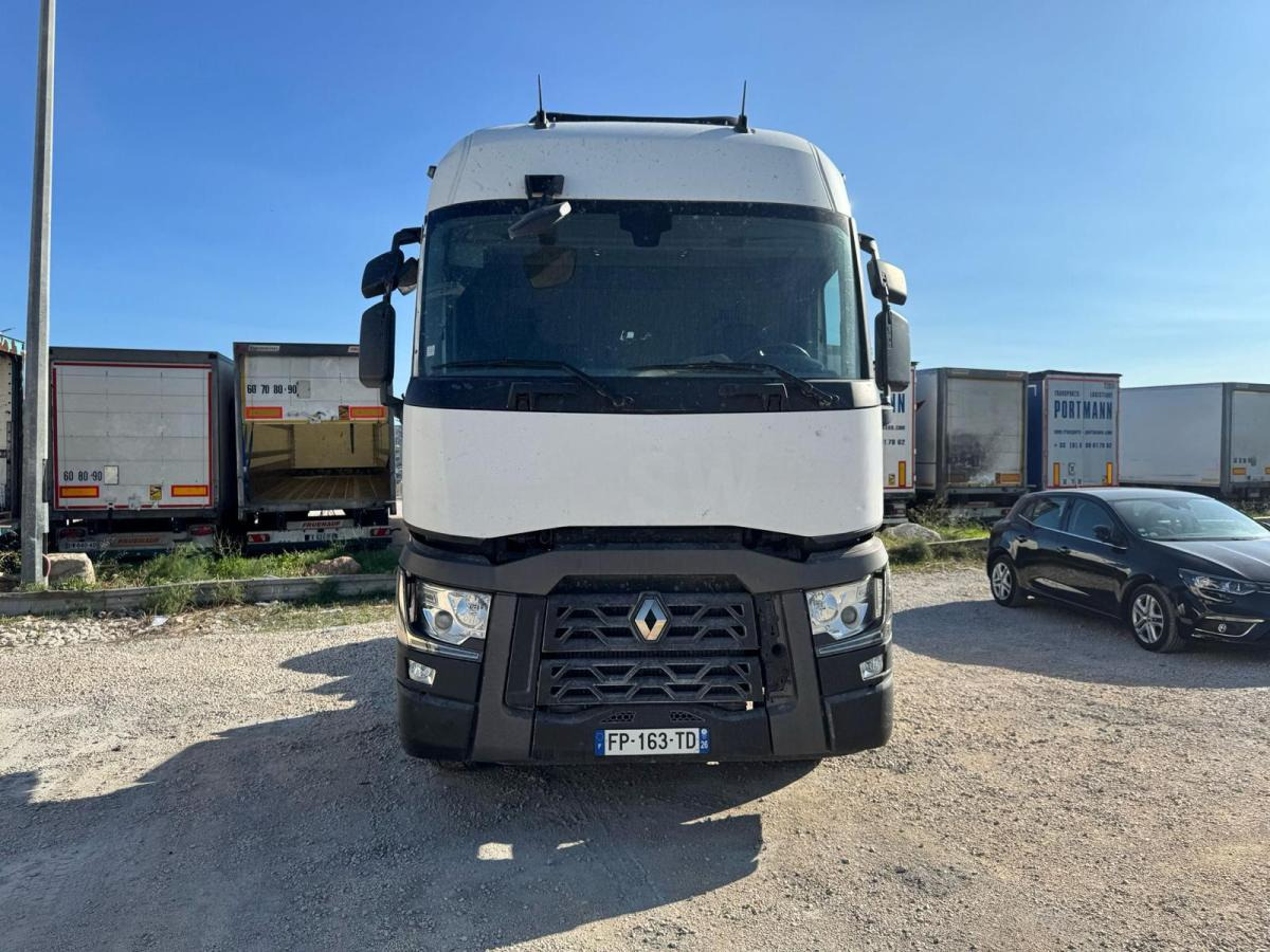 Renault T 460 - Cabeza tractora: foto 2 Renault T 460 - Cabeza tractora: foto 2