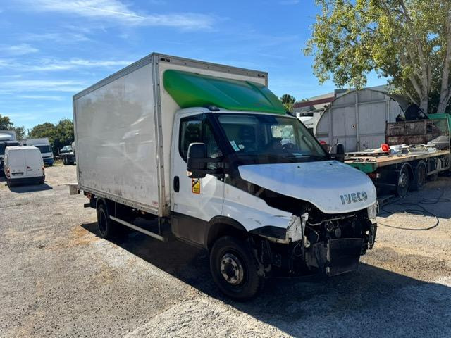 Iveco 70C180 CAISSE HAYON - Furgoneta caja cerrada: foto 3 Iveco 70C180 CAISSE HAYON - Furgoneta caja cerrada: foto 3