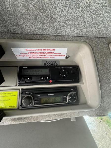 Iveco STRALIS 360 EEV FRIGO HAYON CARRIER - Camión frigorífico: foto 4 Iveco STRALIS 360 EEV FRIGO HAYON CARRIER - Camión frigorífico: foto 4