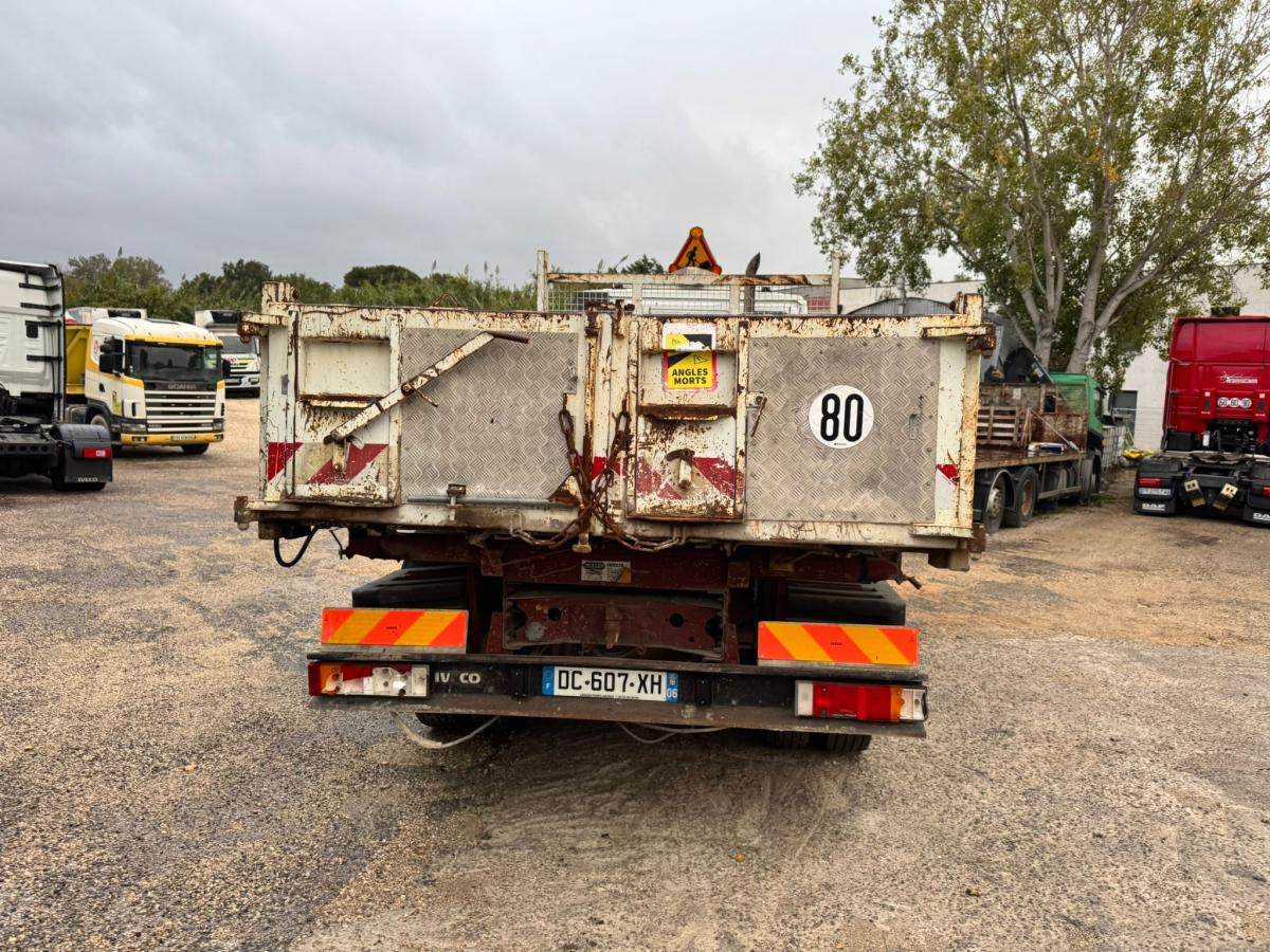 Iveco Tector 120E18 - Camión volquete: foto 5 Iveco Tector 120E18 - Camión volquete: foto 5