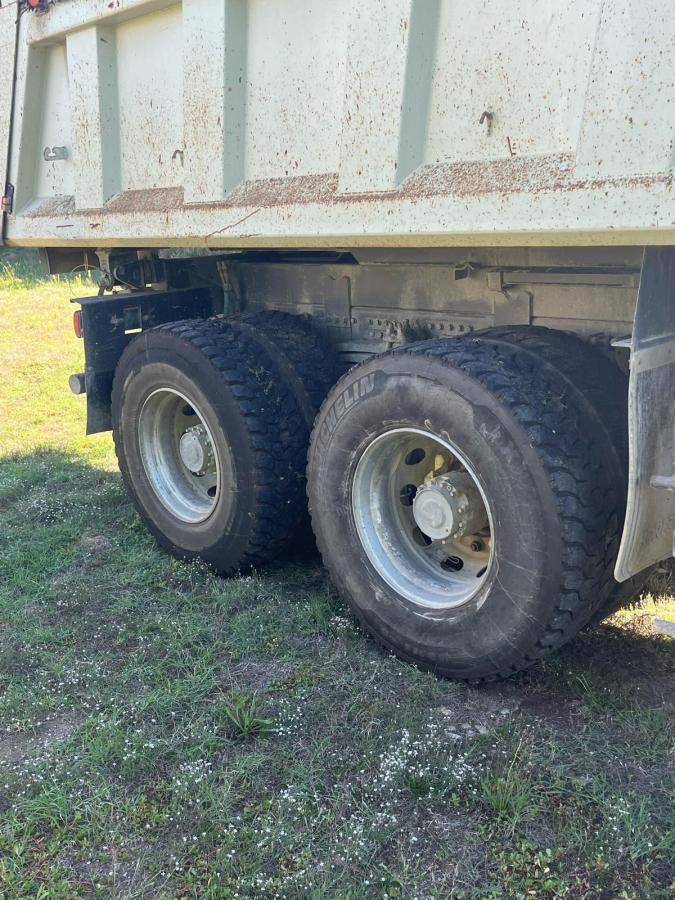 Renault Premium 370 DXI - Camión volquete: foto 5 Renault Premium 370 DXI - Camión volquete: foto 5