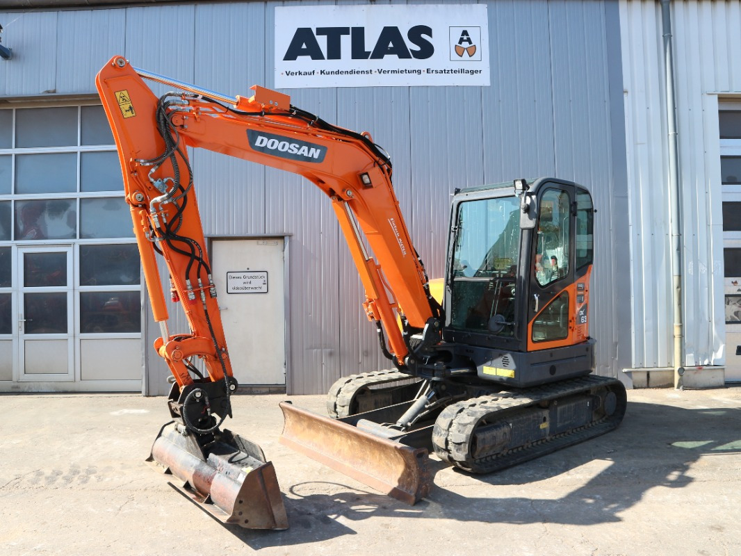 Doosan DX63-3 - Miniexcavadora: foto 1 Doosan DX63-3 - Miniexcavadora: foto 1