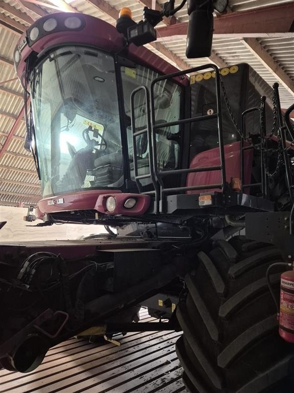 Case IH Axial-Flow 8010 MacDon skærebord - Cosechadora de granos: foto 3 Case IH Axial-Flow 8010 MacDon skærebord - Cosechadora de granos: foto 3