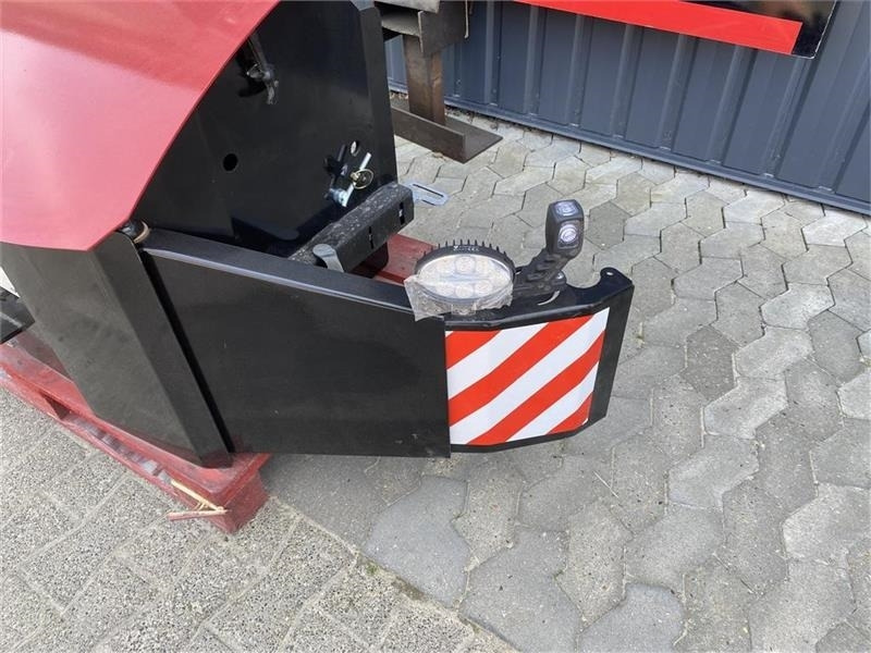 Case IH Frontvægtklods 1000 kg med side bumper - Contrapeso: foto 5 Case IH Frontvægtklods 1000 kg med side bumper - Contrapeso: foto 5