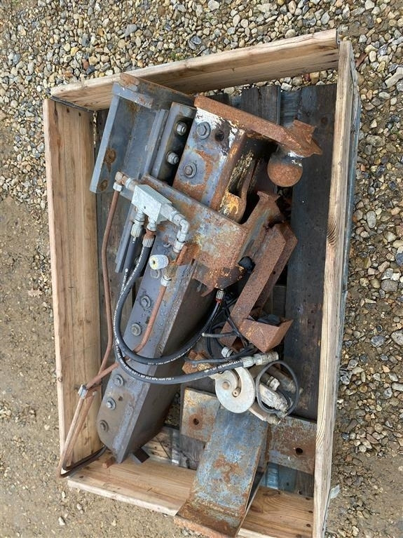 Claas Hitch Kugletræk - Acoplamiento rápido para Cosechadora de forraje: foto 1 Claas Hitch Kugletræk - Acoplamiento rápido para Cosechadora de forraje: foto 1