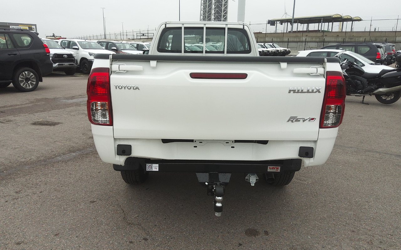 Toyota Hilux / Revo RHD Pick-up single Cab 2.8L Diesel Manual - Pick-up: foto 5 Toyota Hilux / Revo RHD Pick-up single Cab 2.8L Diesel Manual - Pick-up: foto 5