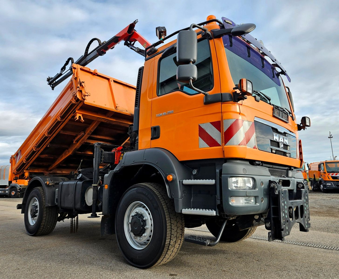 MAN TGM 18.290 4x4 Palfinger PK7001 Kran Funk Euro5 - Camión volquete, Camión grúa: foto 4 MAN TGM 18.290 4x4 Palfinger PK7001 Kran Funk Euro5 - Camión volquete, Camión grúa: foto 4
