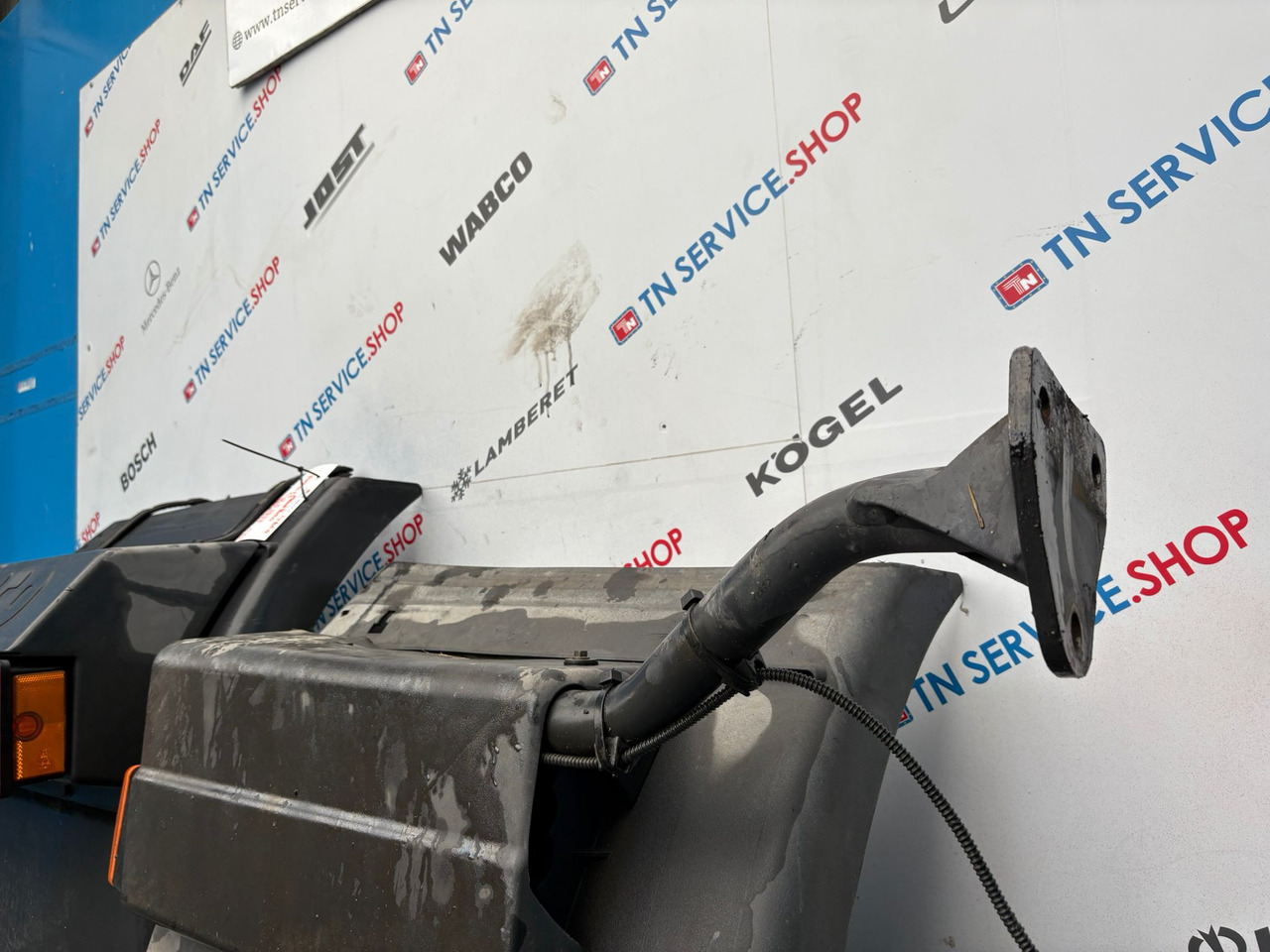 Paraurti posteriore Iveco - Parachoques para Camión: foto 4 Paraurti posteriore Iveco - Parachoques para Camión: foto 4