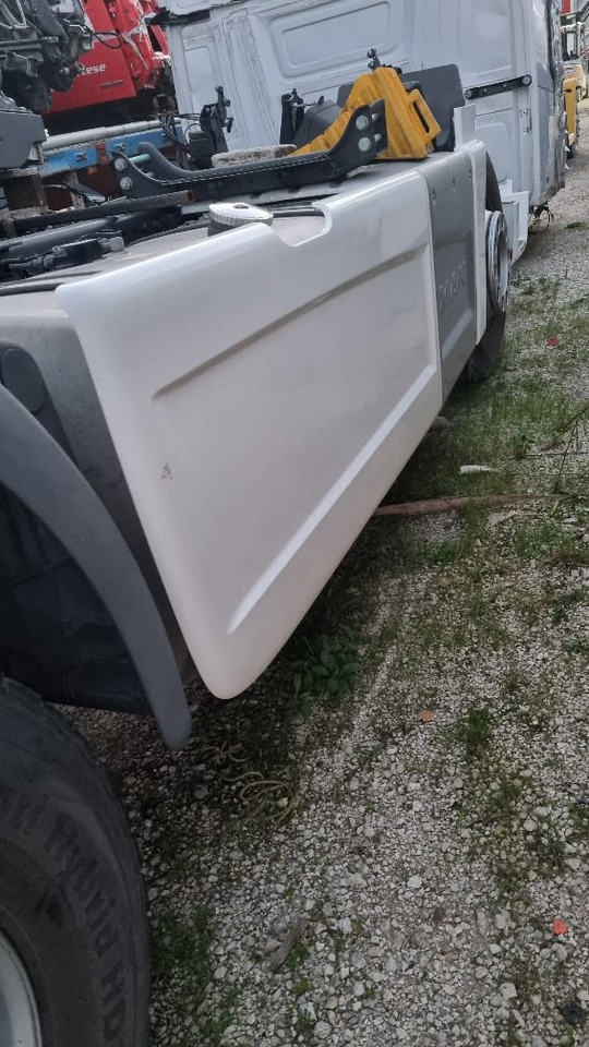 MAN TGX E6 pezzi di ricambio - Recambio para Camión: foto 2 MAN TGX E6 pezzi di ricambio - Recambio para Camión: foto 2