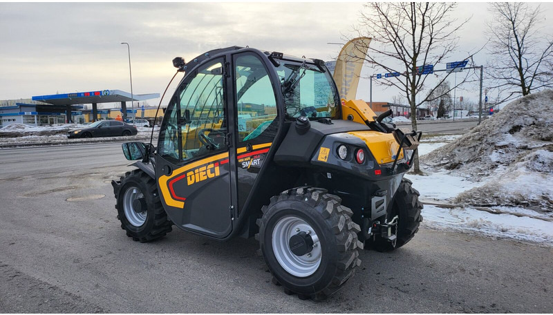 Dieci Mini Agri 20.4 SMART - Cargadora: foto 3 Dieci Mini Agri 20.4 SMART - Cargadora: foto 3