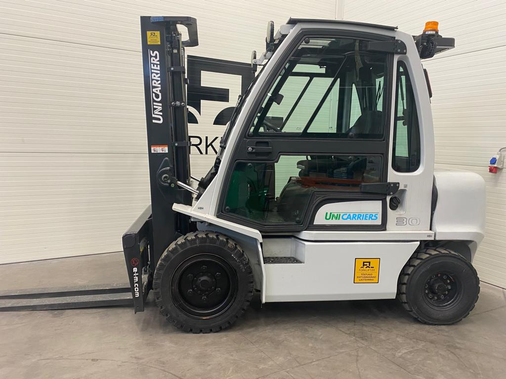 Unicarriers YG1D2A30Q - Carretilla elevadora diésel: foto 2 Unicarriers YG1D2A30Q - Carretilla elevadora diésel: foto 2